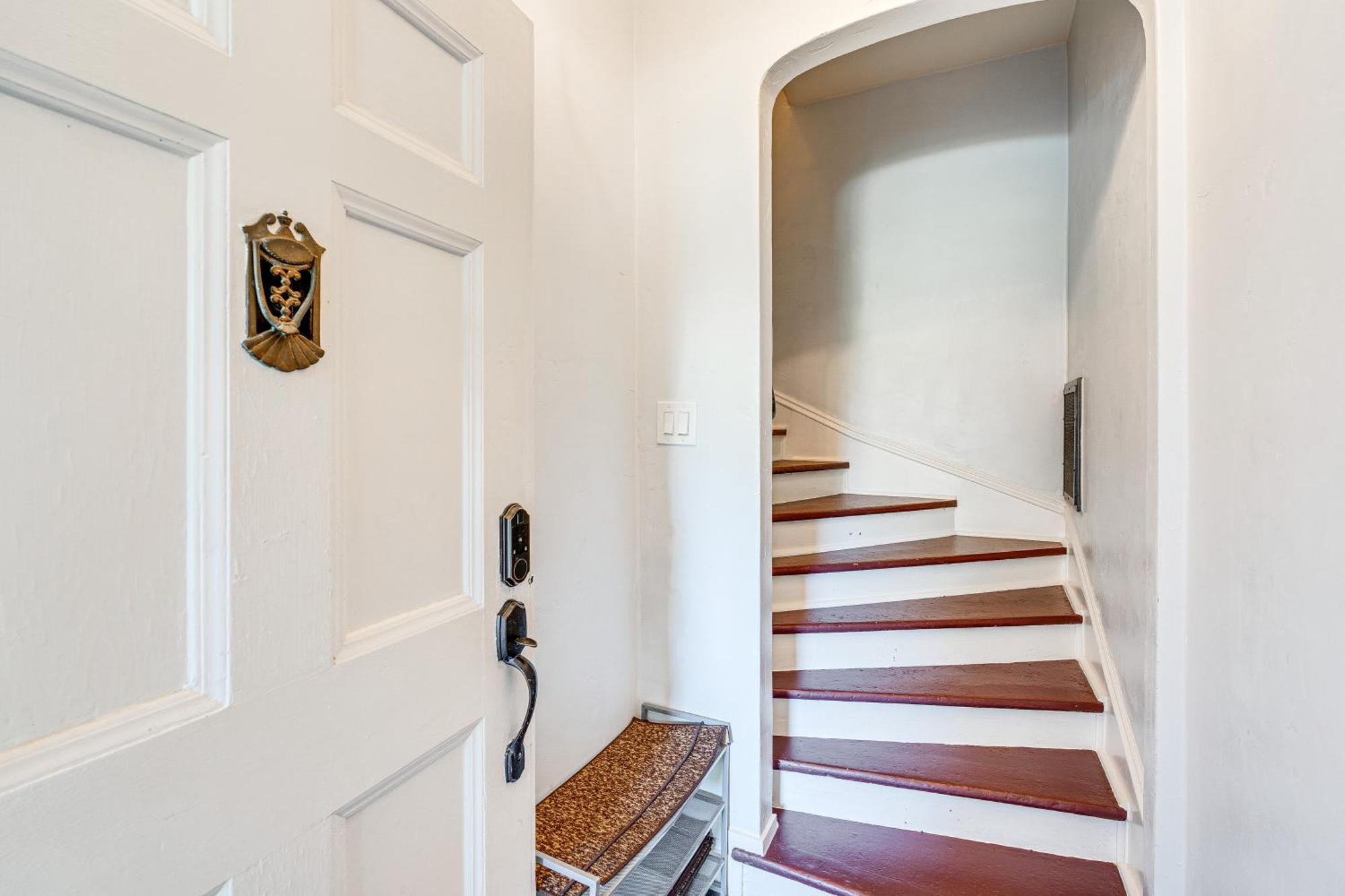 Bright Woodland Apartment Walk To Main Street Exterior foto
